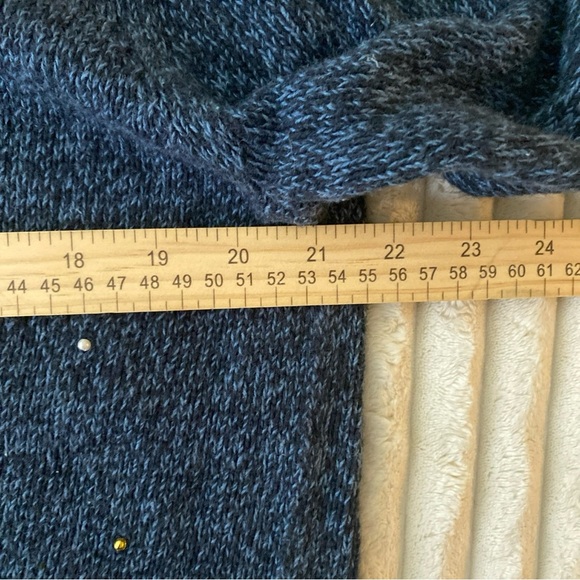 Erika Blue Knit with Red Trim Ugly Christmas Sweater Vintage Cat - Picture 7 of 8